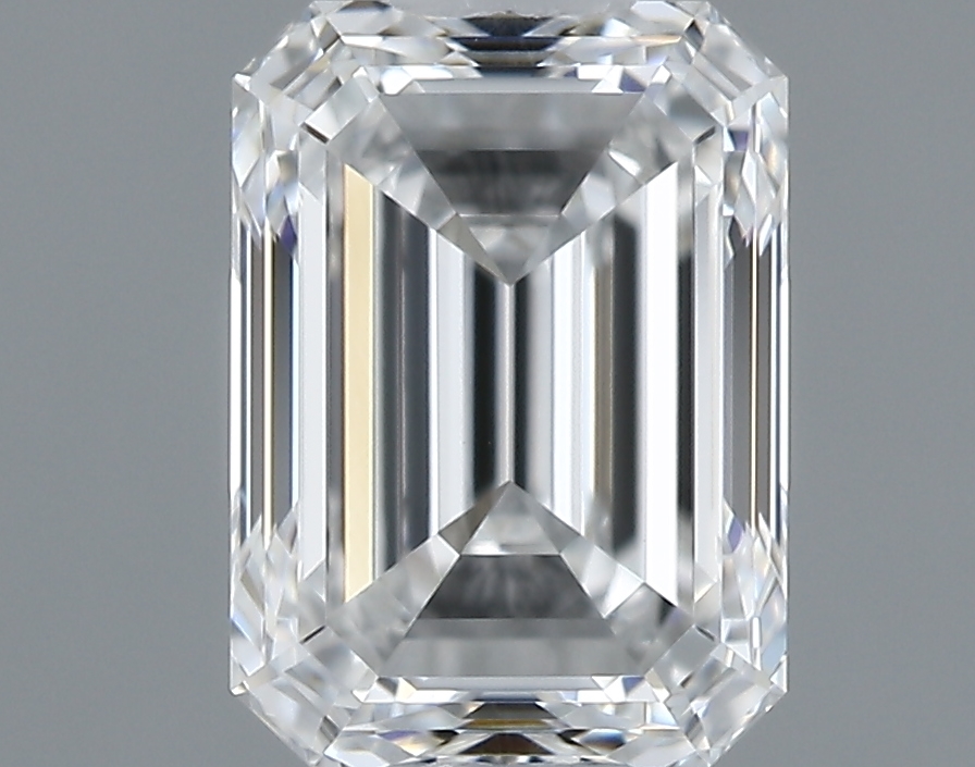 Бриллиант Изумруд 0.90 крт