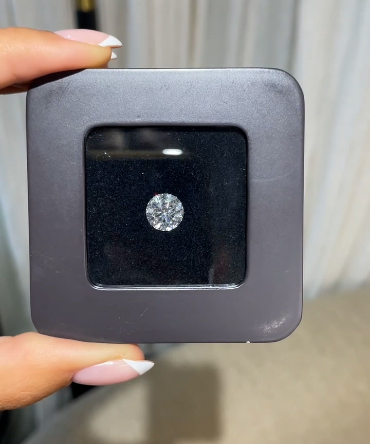 Бриллиант Круглый 3.02 крт